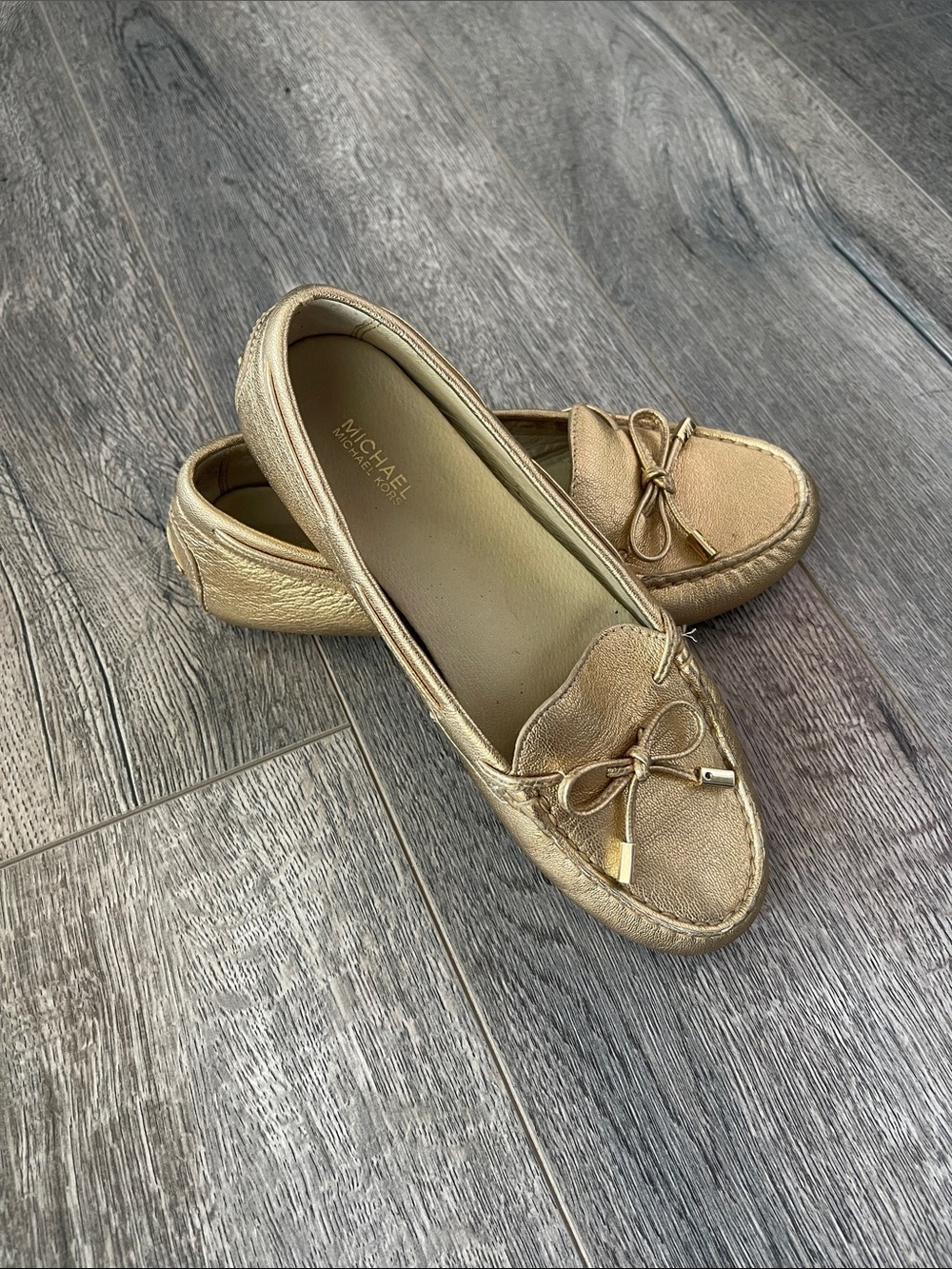 MICHAEL Michael Kors Gold Leather Moccasin Loafers with Bow